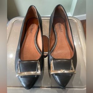 Jeffery Campbell Torcer Flat